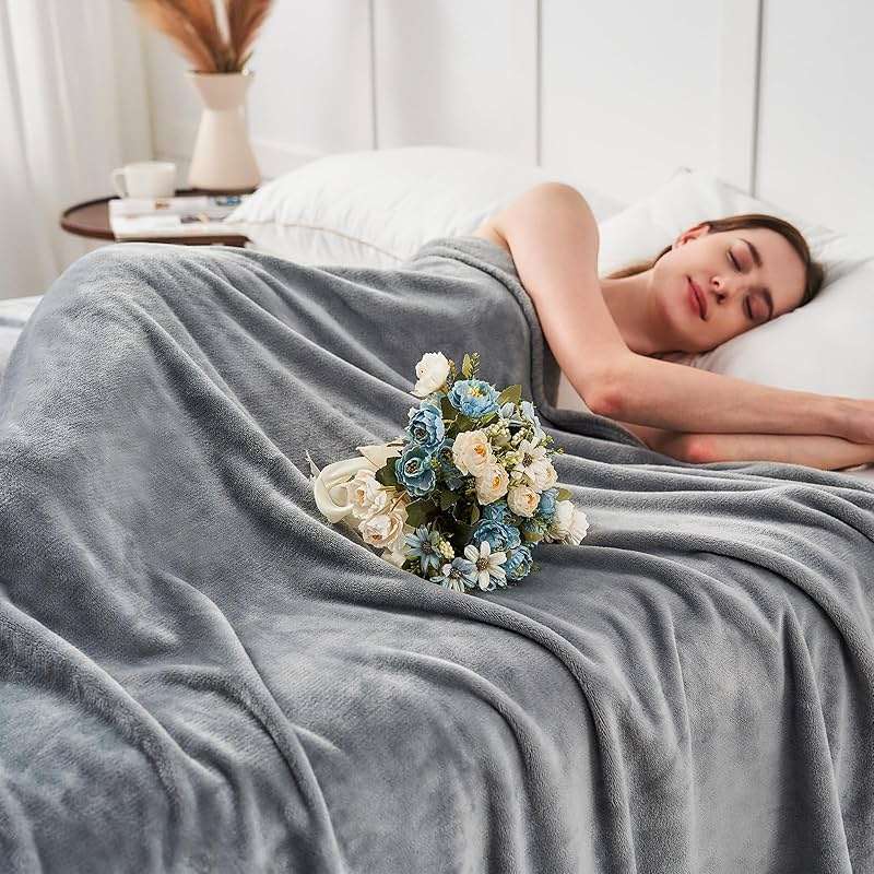 KMUSET Fleece Blanket Throw Size Grey Lightweight Super Soft Cozy Luxury Bed Blanket Microfiber Factory Shop - Image 7