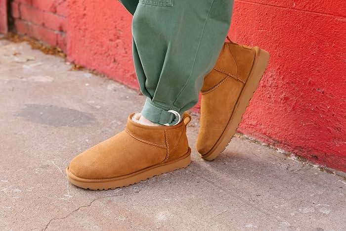 UGG Women's Classic Ultra Mini Boot - Image 7