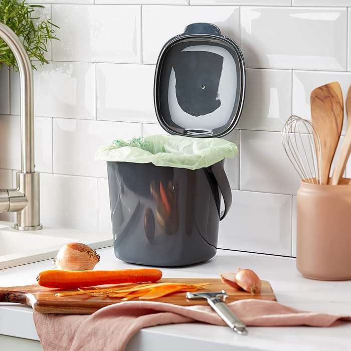 OXO Good Grips Easy-Clean Compost Bin, Charcoal - 0.75 GAL - Image 12