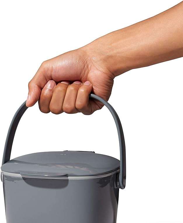OXO Good Grips Easy-Clean Compost Bin, Charcoal - 0.75 GAL - Image 8