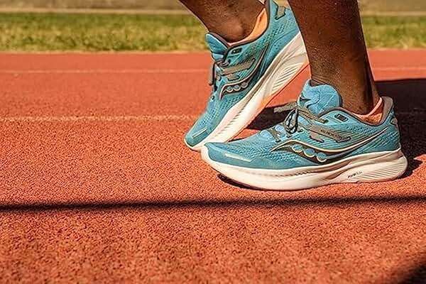 Saucony Men's Rundry Mesh Ventilating Comfort Fit Performance Tab Socks Available in M-xl (6, 12 Pairs) - Image 5
