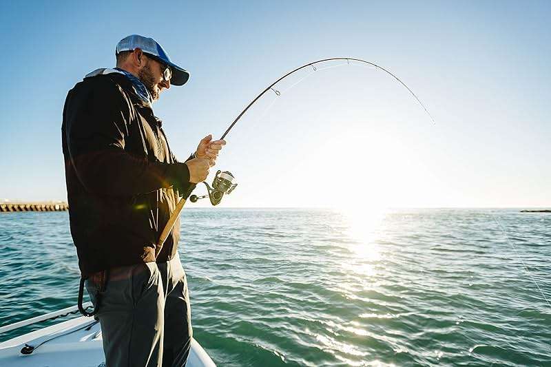 Penn Clash II Spinning Reel - Lightweight Saltwater Shore and Kayak Fishing Reel for Lure Fishing - Sea Fishing Reel for Bass, Pollack, Cod, Wrasse - Image 4