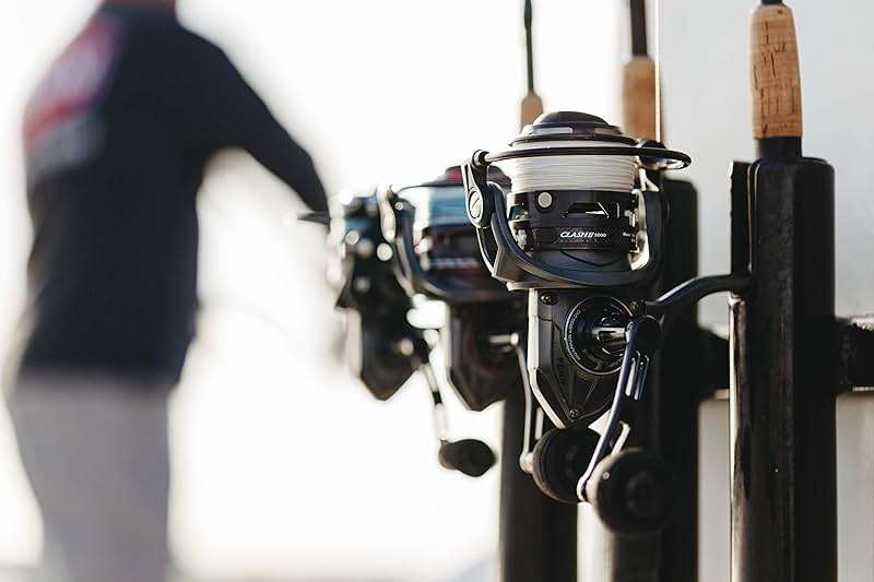 Penn Clash II Spinning Reel - Lightweight Saltwater Shore and Kayak Fishing Reel for Lure Fishing - Sea Fishing Reel for Bass, Pollack, Cod, Wrasse - Image 9