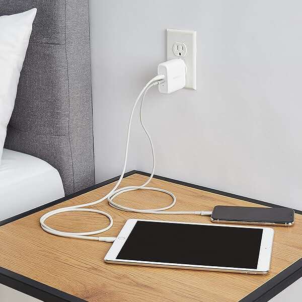 Amazon Basics 36W Dual Port USB-C Wall Charger with Power Delivery, Foldable Plug, for Tablets and Phones, Apple Watch, White, 2.34 x 1.09 x 2.21 in (PD36U-2TNB) - Image 6