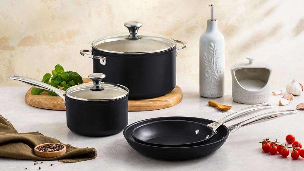 Le Creuset Toughened Nonstick PRO Fry Pan, 8" - Image 2