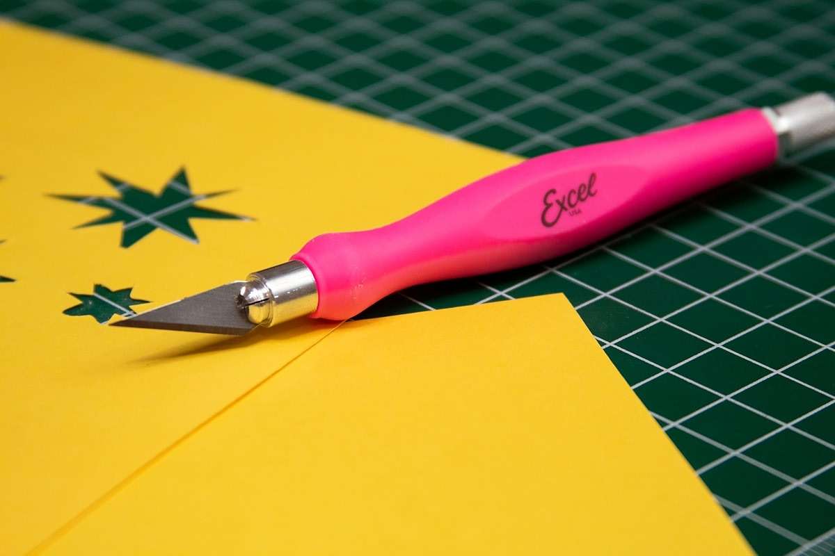 Excel Blades Fit Grip Craft Knife With #11 Ultra-Sharp Carbon Steel Angled Blade – Precision Hobby Knife with Contoured Rubberized Grip for DIY, Art Crafts, and Model Projects – Pink, Made in the USA - Image 11
