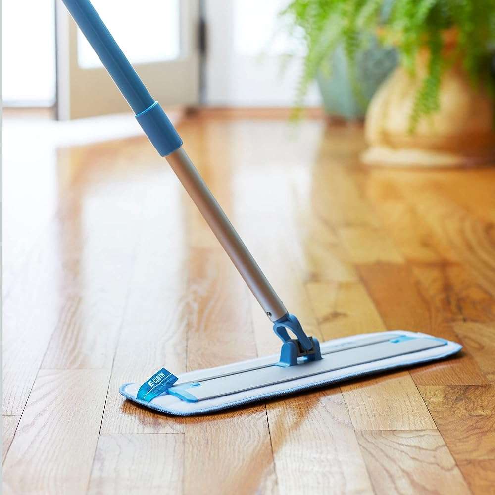 E-Cloth Deep Clean Microfiber Mop - Reusable Mop Pad for Home Cleaning, Hard Floors, Wood, Tile or Laminate, Use Wet for Cleaning or Dry for Dusting, No Refills or Spray Needed, Extra Replacement Head - Image 2