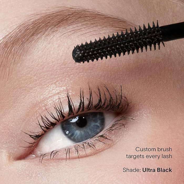 Hourglass Unlocked Instant Extension Mascara, Tubing Mascara Dramatically Lifts, Defines & Lengthens for Fanned-Out Lashes, Natural-Looking Eyelashes for up to 16hrs of Smudge-Proof, Flake-Free Wear - Image 5