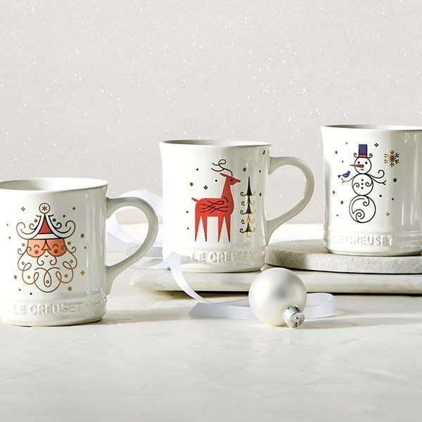Le Creuset Stoneware Noel Collection: Reindeer Mug, 14 oz., White w/Applique - Image 2