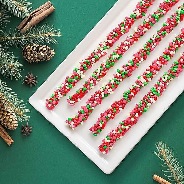 Nerds Holiday Ropes, Individually Wrapped Holiday Candy for Stocking Stuffers, Christmas Candy, 0.92 Oz, Pack of 24 - Image 6