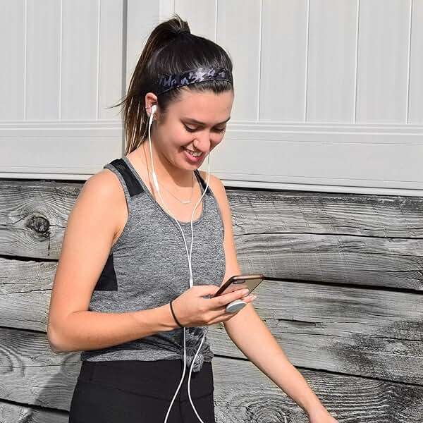 Sweaty Bands Womens Girls Headband - Non-Slip Velvet-Lined Workout Hairband - Booty Camp Camo Black Gray 1-Inch - Image 4