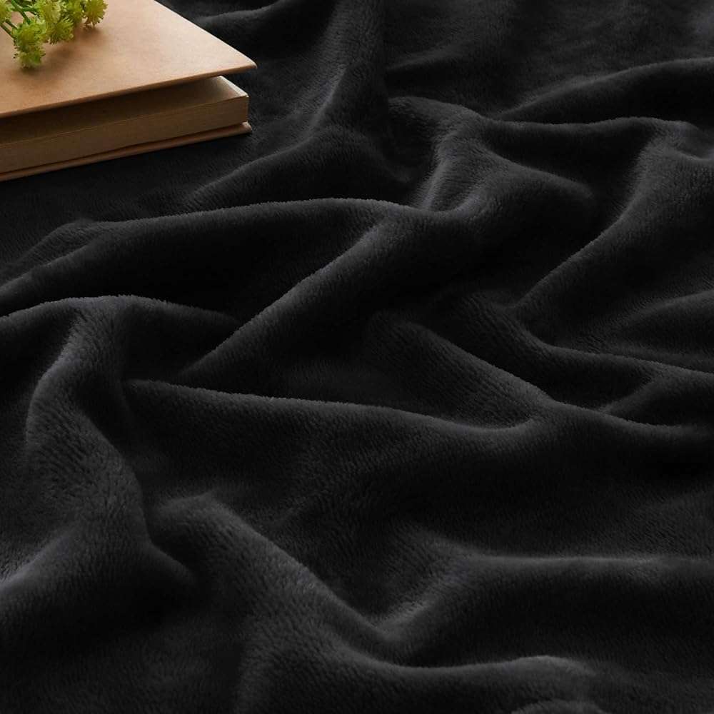 BEDELITE Fleece Blanket Black Throw Blankets for Couch & Bed, Luxury Plush Cozy Fuzzy Blanket 50x60 inches, Super Soft Warm Lightweight Throw Blanket for Travel Camping - Image 3