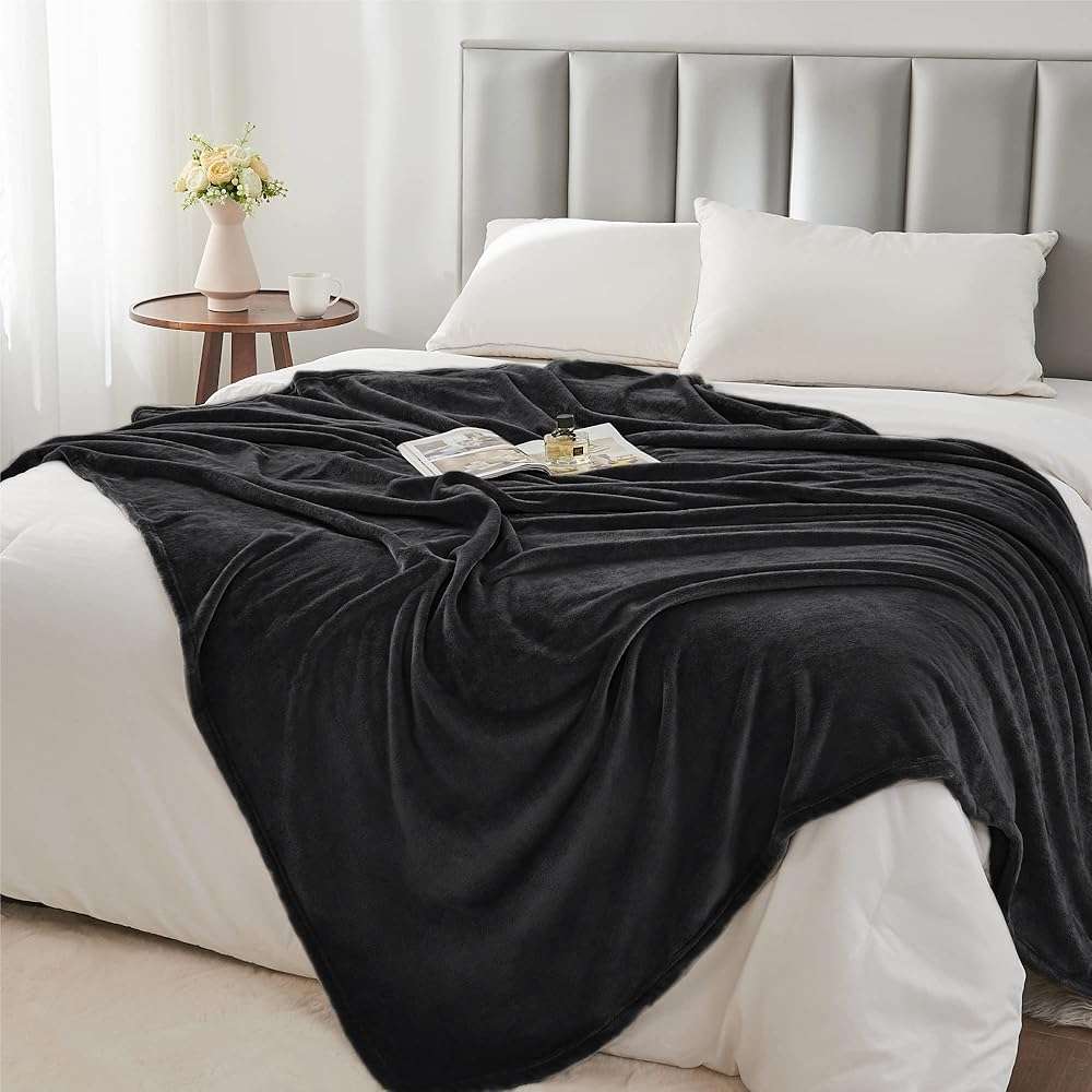 BEDELITE Fleece Blanket Black Throw Blankets for Couch & Bed, Luxury Plush Cozy Fuzzy Blanket 50x60 inches, Super Soft Warm Lightweight Throw Blanket for Travel Camping - Image 6