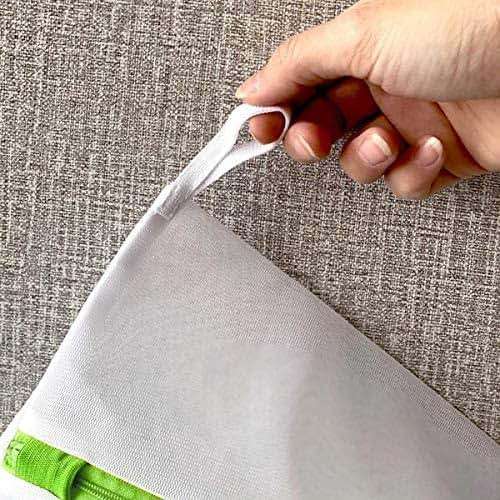 Heritage Park Fine Mesh Laundry Bags - Micro Mesh for Safely Washing Delicates, Wide Bottom for Extra Space, Hidden Zipper and Hanging Storage Loop - Multi Pack (1 Small 15" x 18", 1 Large (20" x 24") - Image 7