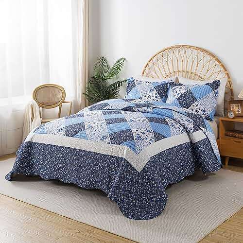 HoneiLife Quilt Set King Size - 3 Piece Microfiber Quilts Reversible Bedspreads Patchwork Coverlets Floral Bedding Set All Season Quilts with Blue and White Porcelain Pattern - Image 2