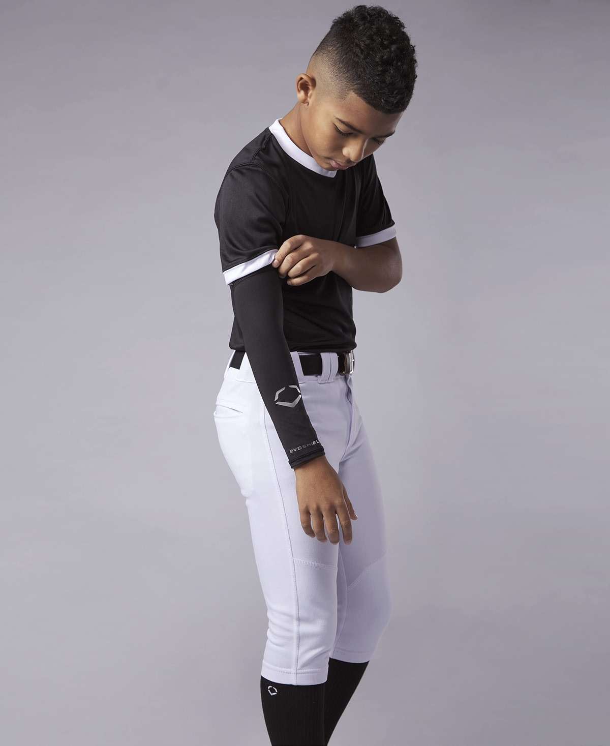 EvoShield Solid Compression Arm Sleeve - Image 2