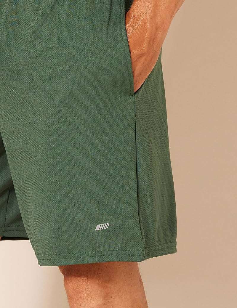 Amazon Essentials Men's Athletic Basketball Gym,Performance Tech Loose-Fit Training Shorts, Pack of 2 - Image 5