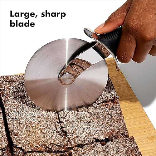OXO Good Grips NEW Large 4-Inch Pizza Wheel and Cutter - Image 4