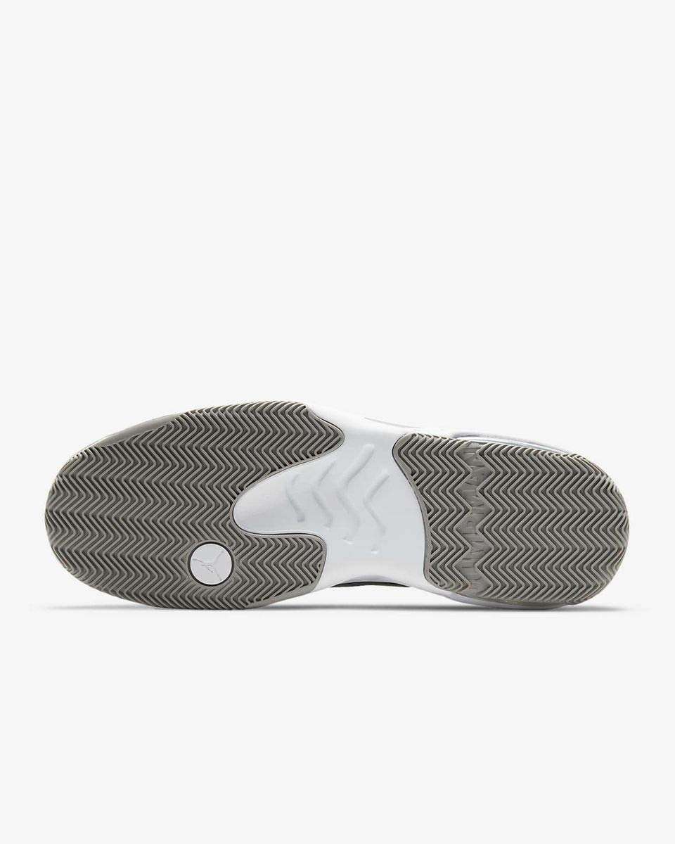 Nike Men's Jordan Max Aura 2 Basketball Shoe - Image 8