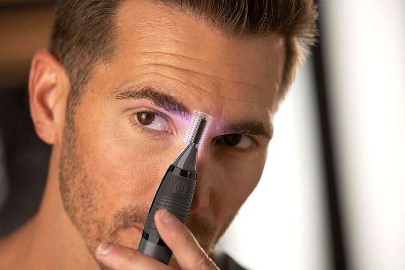 Micro Touch MAX Lighted Personal Trimmer - Image 2