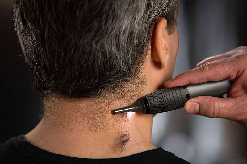 Micro Touch MAX Lighted Personal Trimmer - Image 3