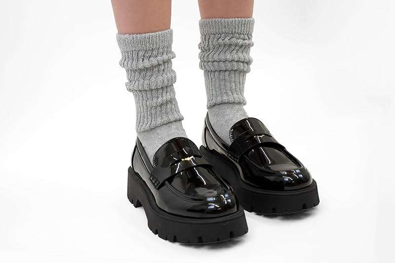 HUE Women's Slouch Socks 3 Pair Pack - Image 7