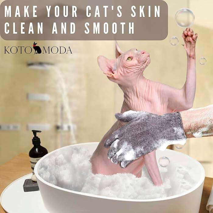 Kotomoda Sphynx Cat Bath Glove, Carbonized Bamboo Charcoal Exfoliating Mitt for Hairless Cats, Gentle Pet Grooming Bath Scrub for Peterbald and Donskoy (1 Pair) - Image 2