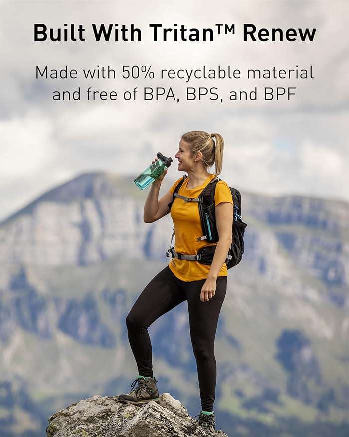 CamelBak Chute Mag Water Bottle with Magnetic Leak‑Resistant Cap, Lightweight Tritan Design for Everyday Hydration - Image 3