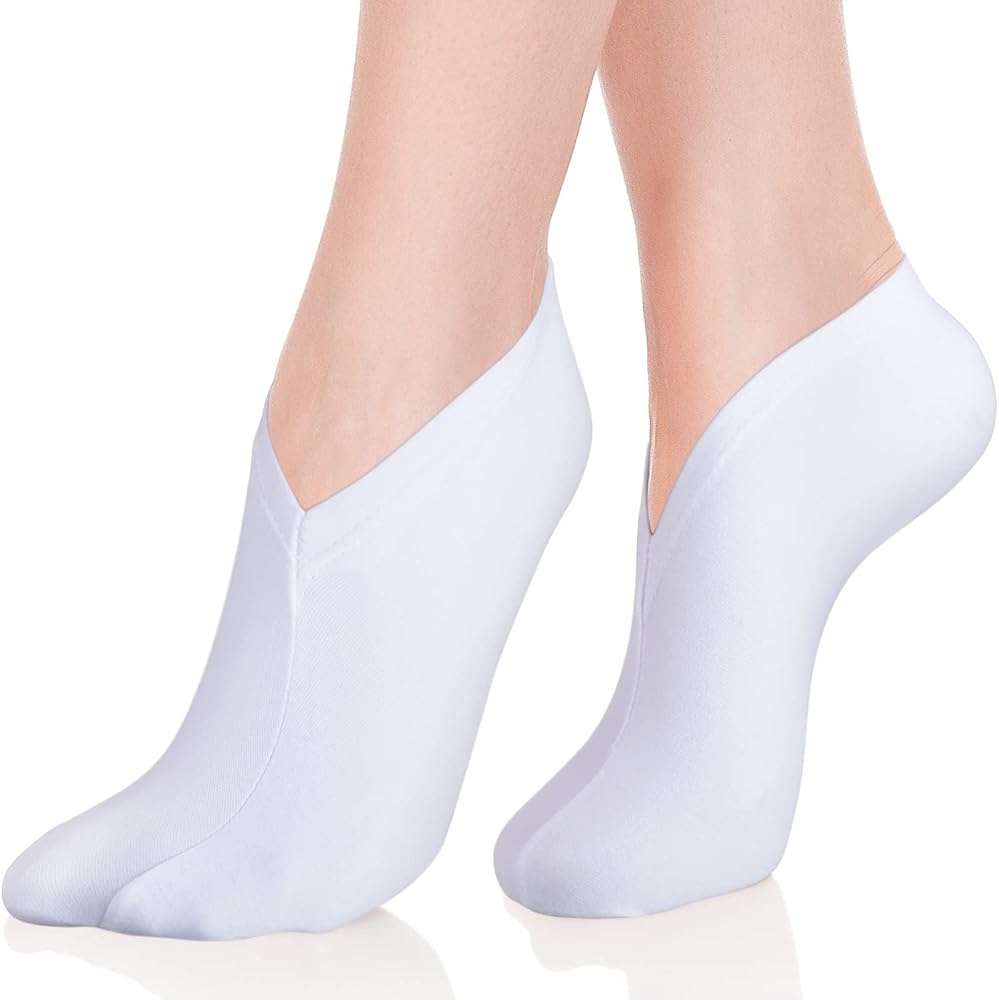 Geyoga 10 Pairs Moisturizing Socks Overnight for Dry Feet Spa Cotton Moisture Enhancing Cosmetic Socks for Women and Men, White - Image 1
