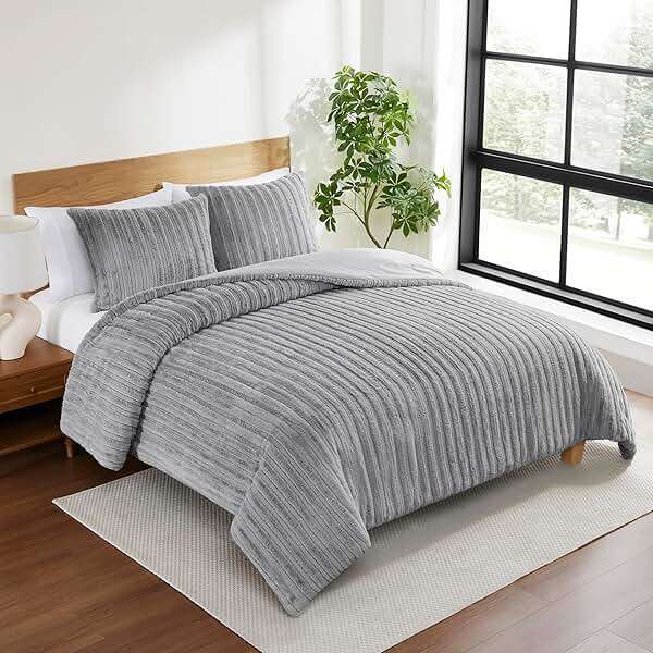 UGG Kenzie Full/Queen Comforter Set with 2 Pillow Shams Plush Faux Fur Bedding Soft Warm Down Alternative Comforter Washable Hypoallergenic Fluffy Blanket Set for Bedroom, Full/Queen Size, Seal - Image 2
