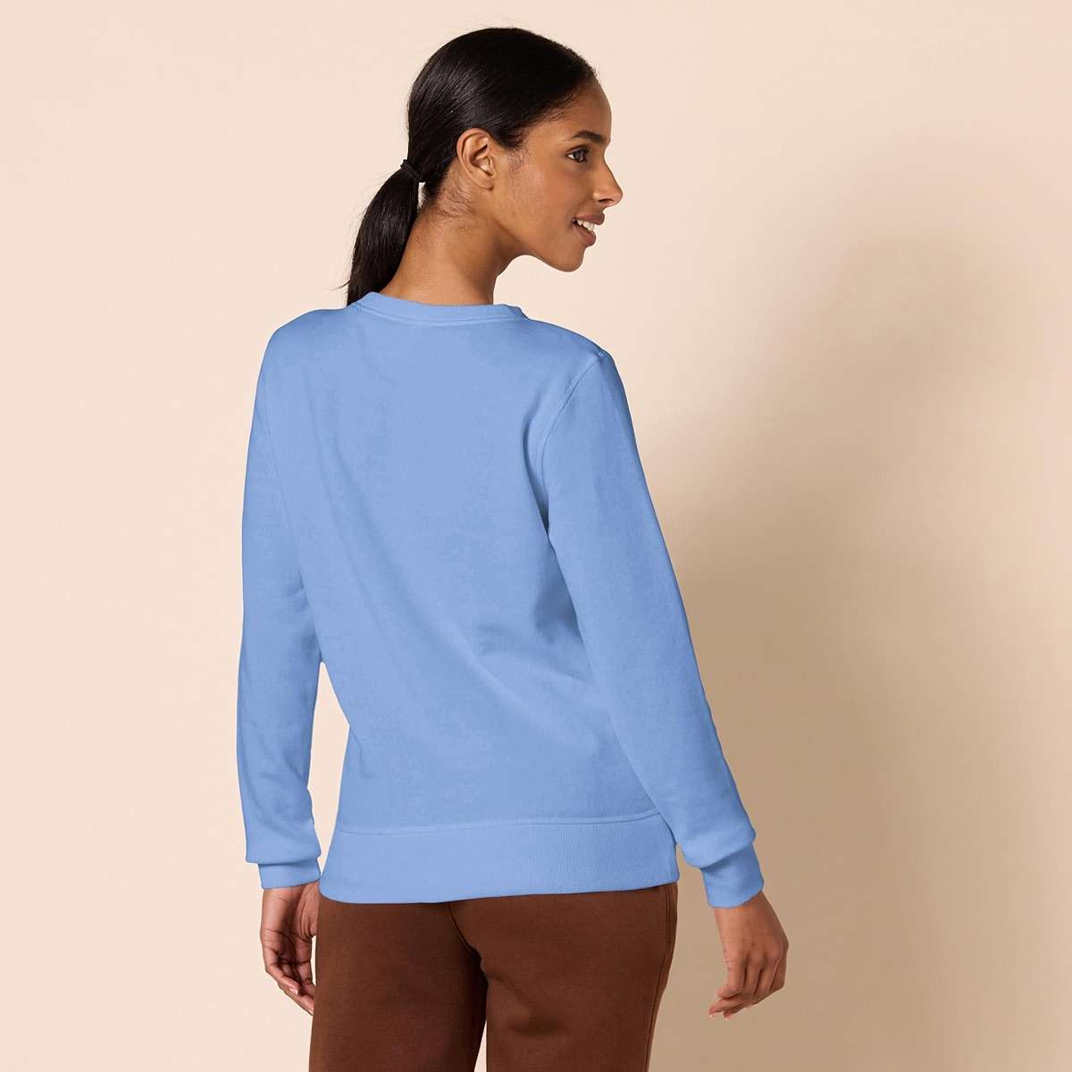 Amazon Essentials Women's Fleece Crewneck Long Sleeve Pullover Sweatshirt (Available in Plus Size) - Image 3