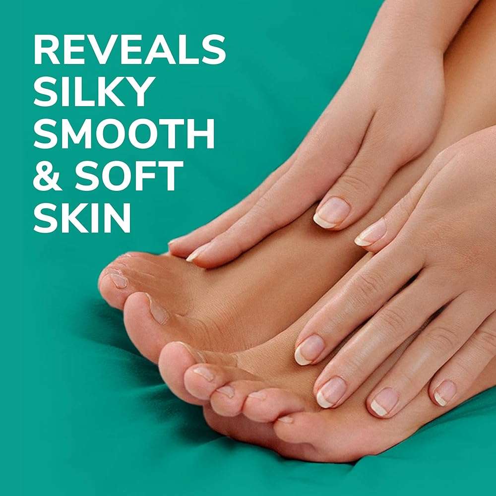 Dr. Scholl's Rough, Dry Skin Ultra Exfoliating Foot Peeling Mask, 3 Pairs Moisturizing Socks Gently Peels and Softens, with Urea, Dry Skin Callus Remover for Feet - Image 2