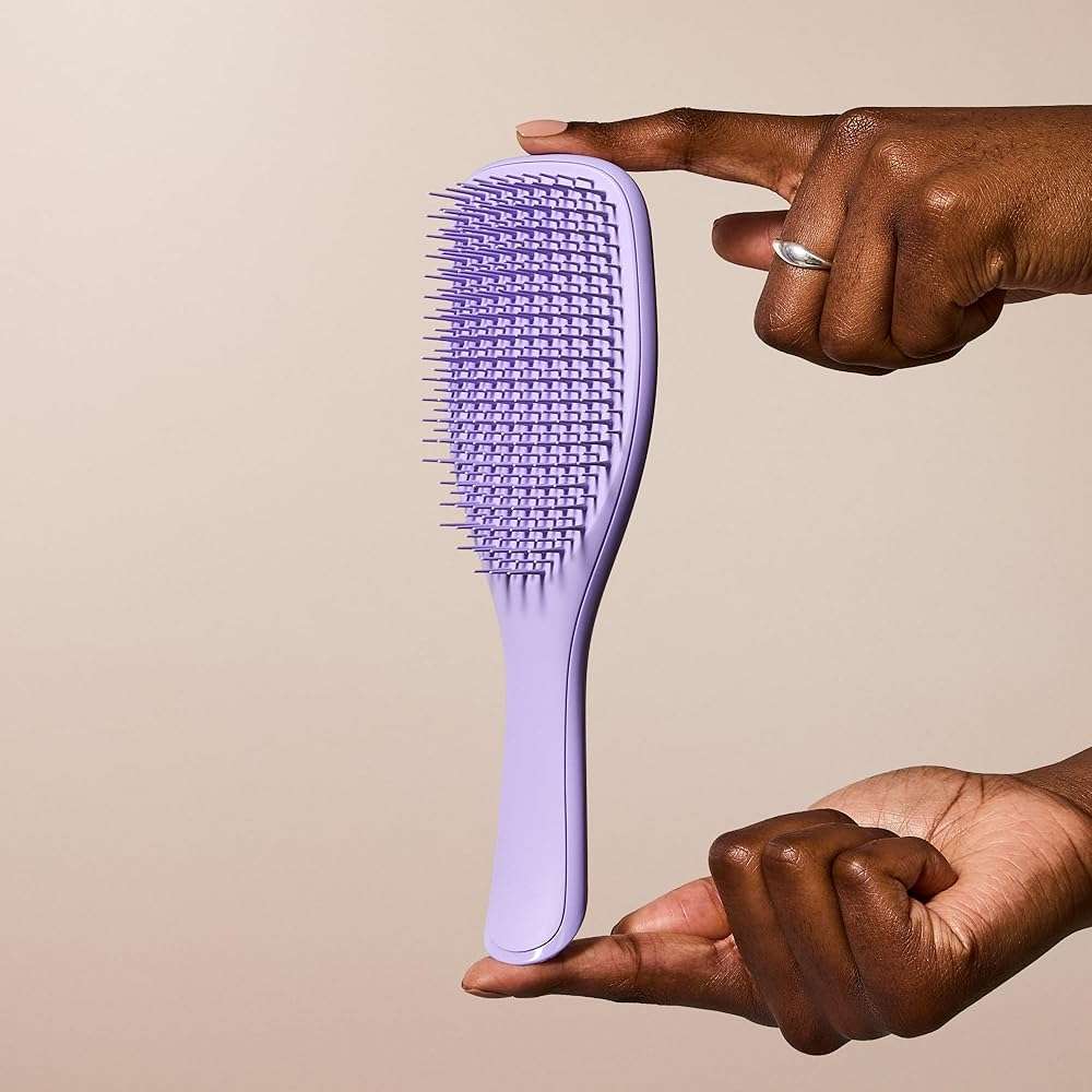Tangle Teezer Ultimate Detangler Curly Hair Brush, Dry & Wet Hairbrush, Reduces Frizz & Breakage, for 3C to 4C Curly Hair Types, Purple Passion - Image 9