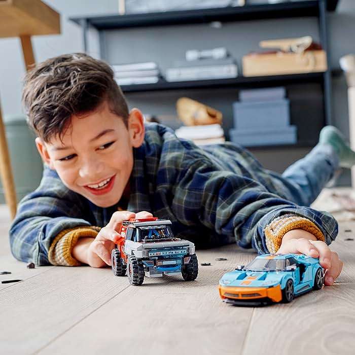 LEGO Speed Champions - Ford GT Heritage Edition and Bronco R (76905.) - Image 17