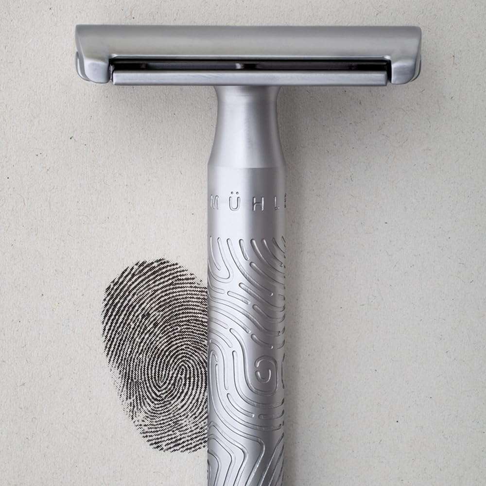 MÜHLE Companion Safety Razor – Women's Double-Edged Body Razor for Shaving, Gentle Use, Suitable for Body, Legs, & Underarms, Longer Handle, Long Lasting Blade - Image 7