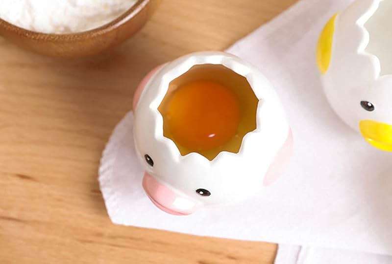 LuoCoCo Cute Egg Separator, Ceramics Vomiting Chicken Egg Yolk White Separator, Practical Household Small Egg Filter Splitter, Kitchen Gadget Baking Assistant Tool, Dishwasher Safe (Yellow) - Image 2