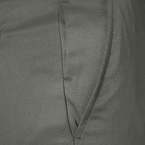 Amazon Essentials Men's Slim-Fit All-Day Stretch Golf Pant - Image 7