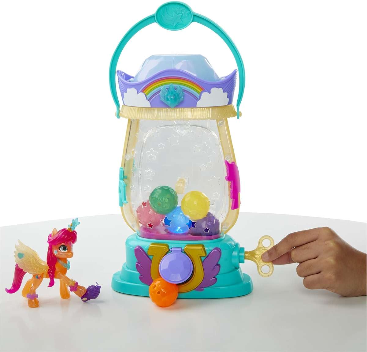 My Little Pony: A New Generation Movie Sparkle Reveal Lantern Sunny Starscout - Light Up Toy with 25 Pieces, Surprise Reveals for Kids - Image 9