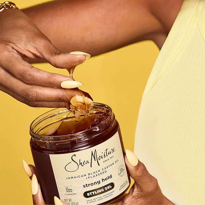 SheaMoisture Strong Hold Styling Gel+Flaxseed Jamaican Black Castor Oil Gives Controlled Style,AllDay Hold,Infused With Castor Seed Oil,SheaButter & Indulgent Scent ParabenFree AntiFrizz Hair Gel 15oz | Jamaican - Image 5