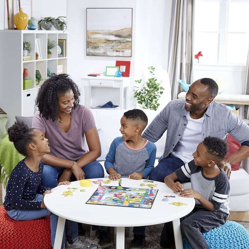 Monopoly Junior Super Mario Edition Board Game, Fun Kids' Ages 5 and Up, Explore The Mushroom Kingdom as Mario, Peach, Yoshi, or Luigi (Amazon Exclusive) - Image 11