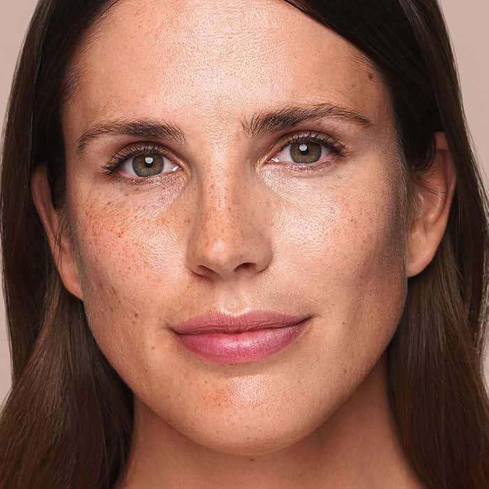 Jouer Essential High Coverage Concealer Pen - Under Eye Concealer for Dark Circles - Brightening Makeup for Eye Circles - Color Corrector Eye Primer with Hyaluronic Acid and Vitamin E - Image 3