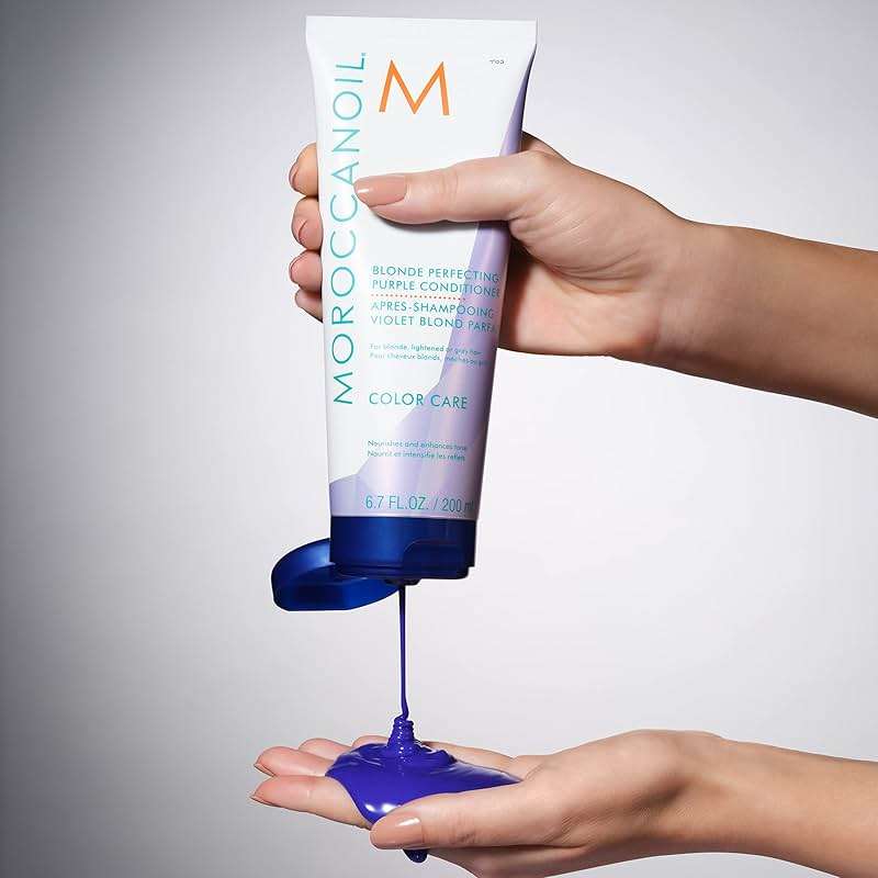 Moroccanoil Blonde Perfecting Purple Shampoo And Conditioner Bundle - Image 7