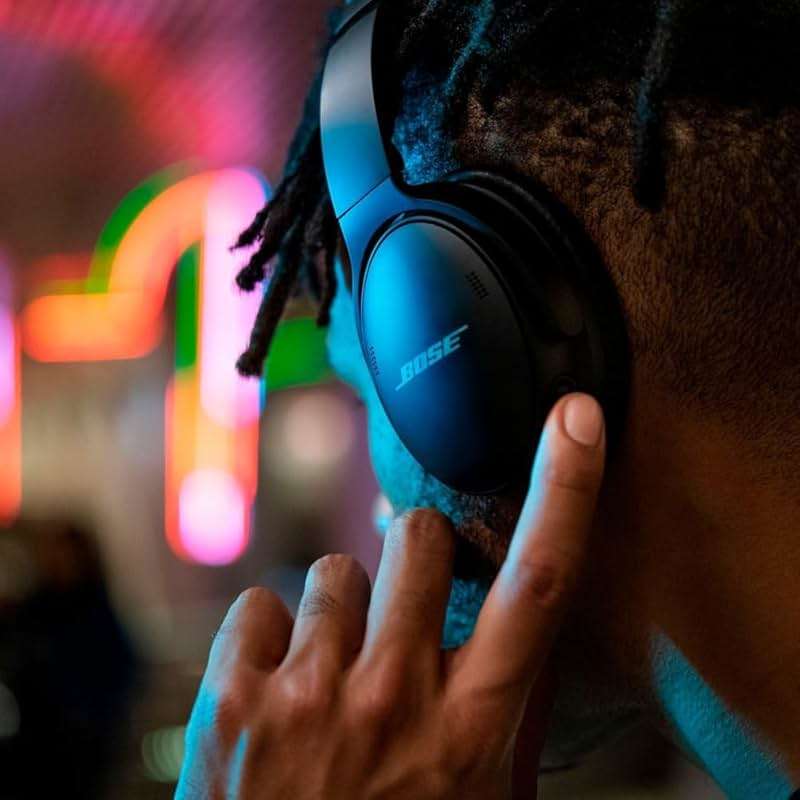 Bose QuietComfort 45 Bluetooth Wireless Noise Cancelling Headphones - Triple Black (Renewed) - Image 5