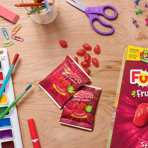 Funables Fruit Snacks, Strawberry Fruit Flavored Snacks, 0.8 Ounce Pouches (22 Count) - Image 6