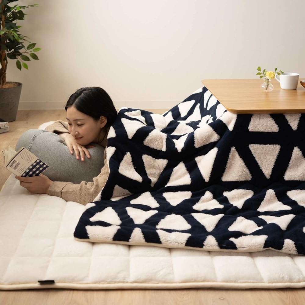 EMOOR Jacquard Boa Fleece Kotatsu Futon Comforter, Soft & Fluff Touch Blanket Throw, Washable, Rectangle 75x91in, Triangle-Navy - Image 2