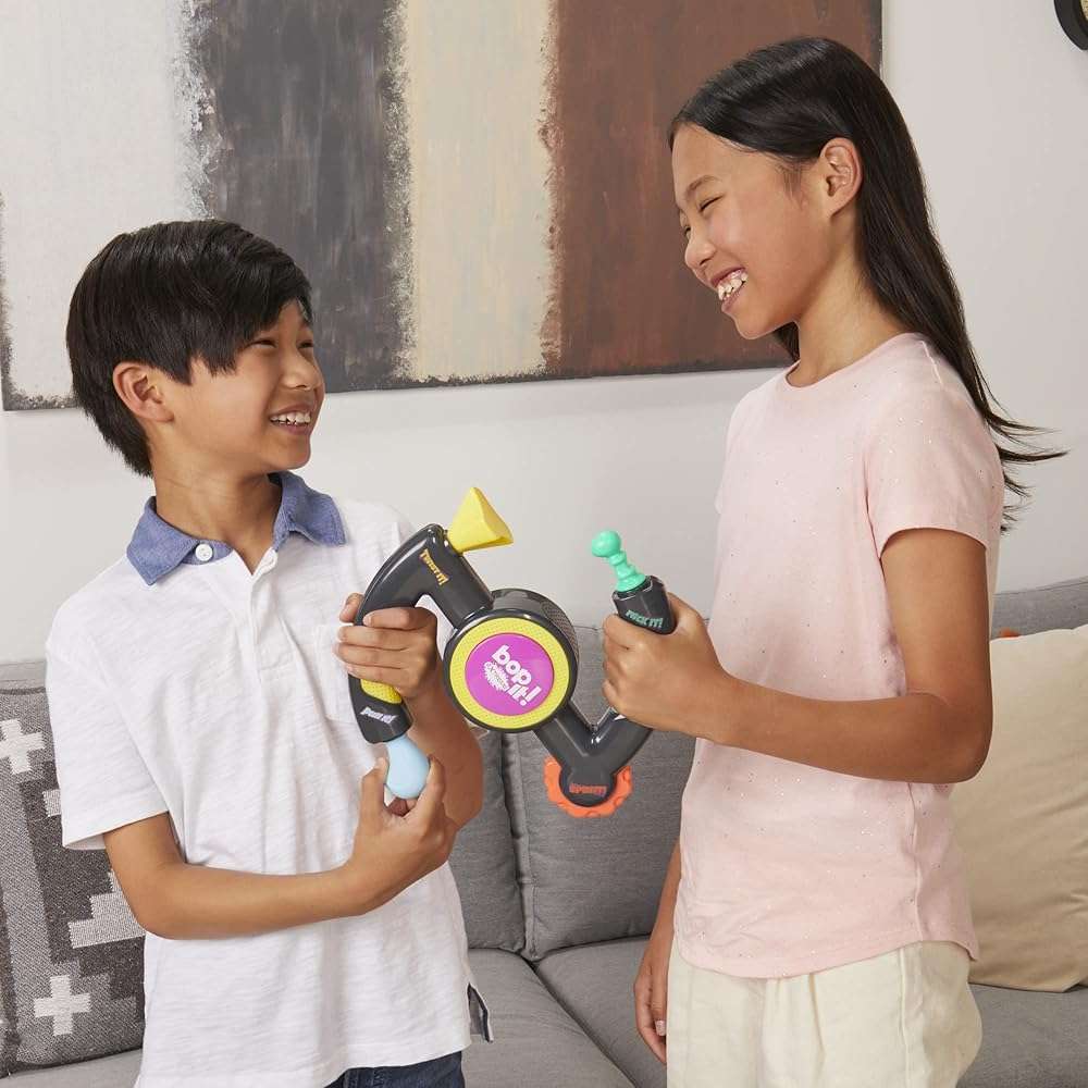 Hasbro Gaming Bop It Extreme Electronic Game for 1 or More Players, Fun Party Interactive Game for Kids Ages 8+, 4 Modes Including One-On-One Mode (Amazon Exclusive) - Image 11