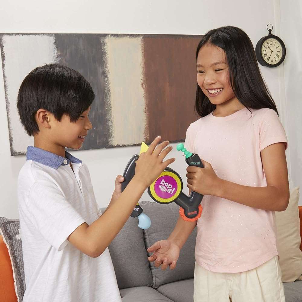 Hasbro Gaming Bop It Extreme Electronic Game for 1 or More Players, Fun Party Interactive Game for Kids Ages 8+, 4 Modes Including One-On-One Mode (Amazon Exclusive) - Image 8