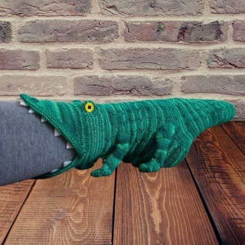 Linzhouzhiguang Unisex Novelty Shark Crocodile Shape Knit Socks - Winter Home Warm Floor Socks - Image 3