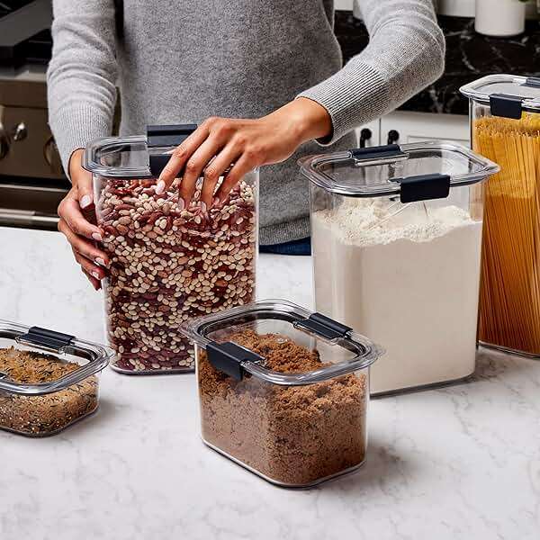 Rubbermaid Brilliance BPA-Free Food Storage Containers with Lids Airtight Kitchen and Pantry Organization Set Includes 3 Containers and Scoops Clear 16 cups - Image 9
