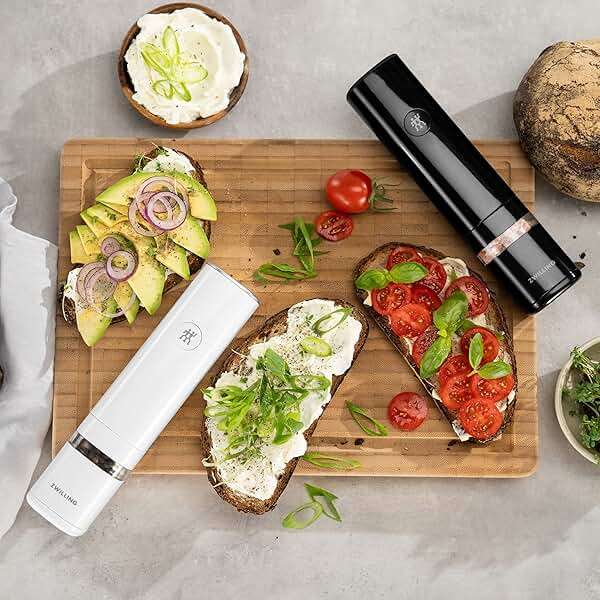 ZWILLING Enfinigy Electric Salt/Pepper Mill - Black - Image 2